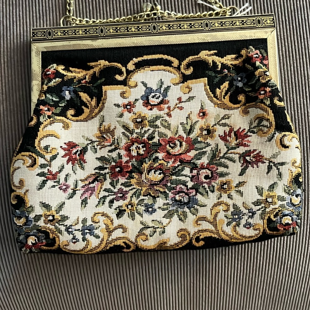 COPY - Vintage embroidered handbag